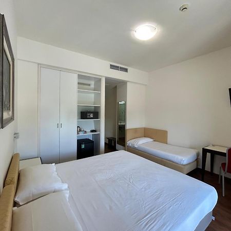 Best Western Cesena Hotel Exterior foto