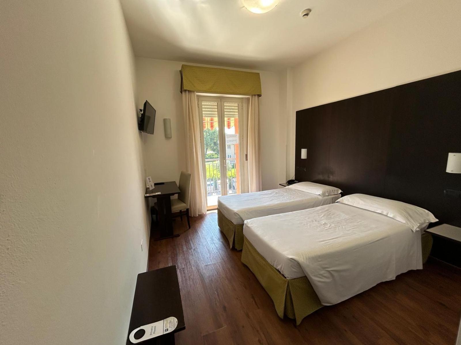 Best Western Cesena Hotel Exterior foto